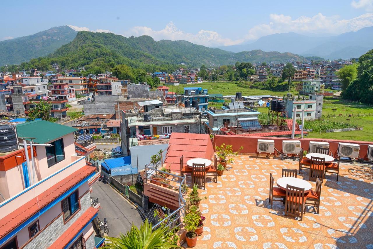 Hotel Admire Pokhara Pvt. Ltd. Exteriör bild
